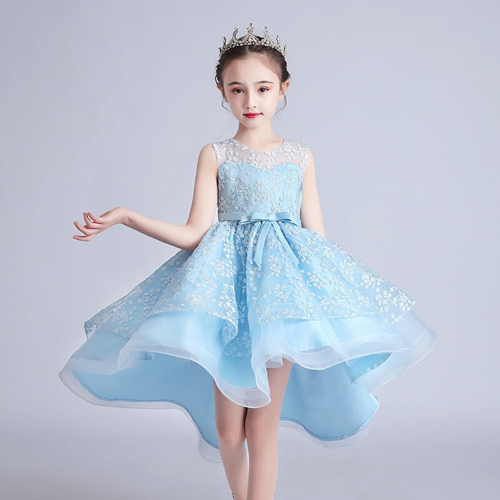 Robe de princesse bleu ciel